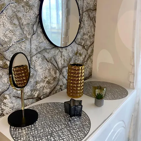 Mieszkanie Na Doby Centrum Miasta Blisko Plaza Διαμέρισμα *